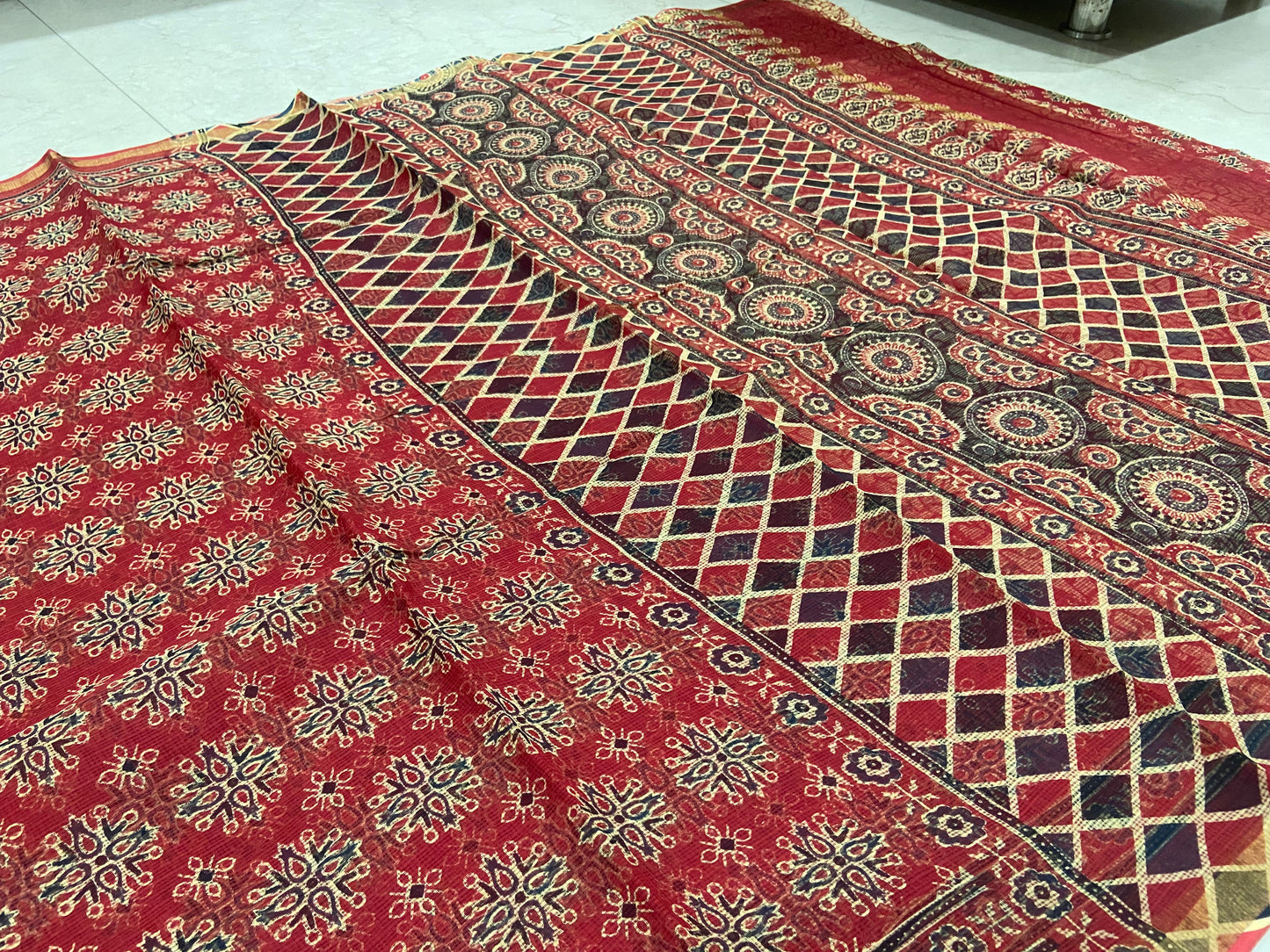 Kumkum Red cotton kota doria zari border saree