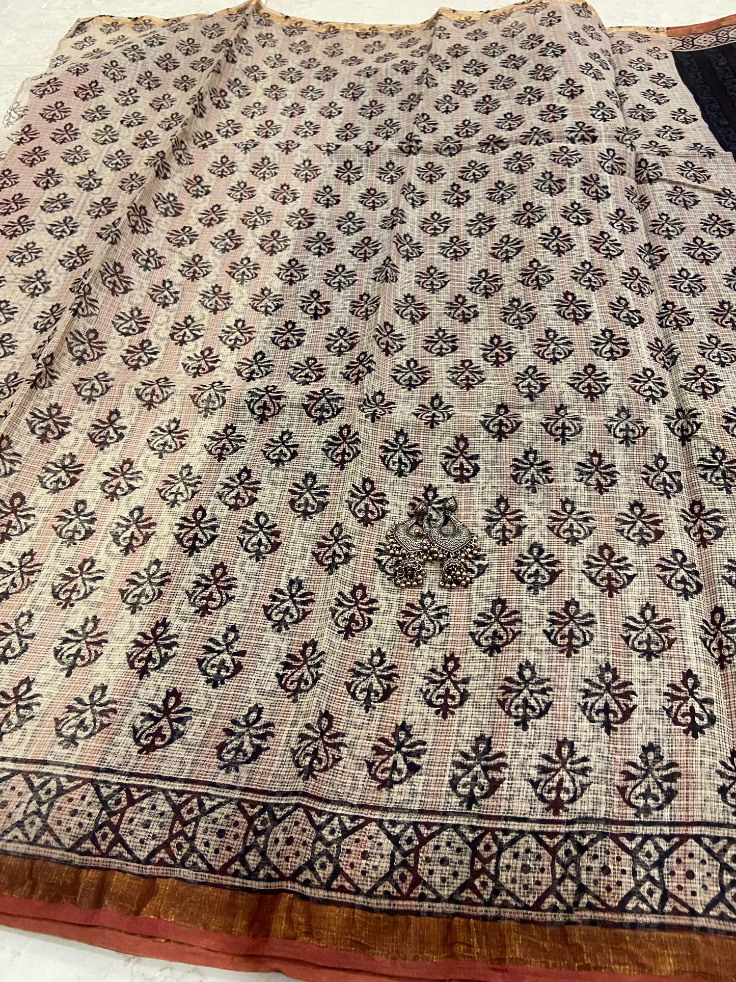 Black and red pattern border cotton kota doria saree