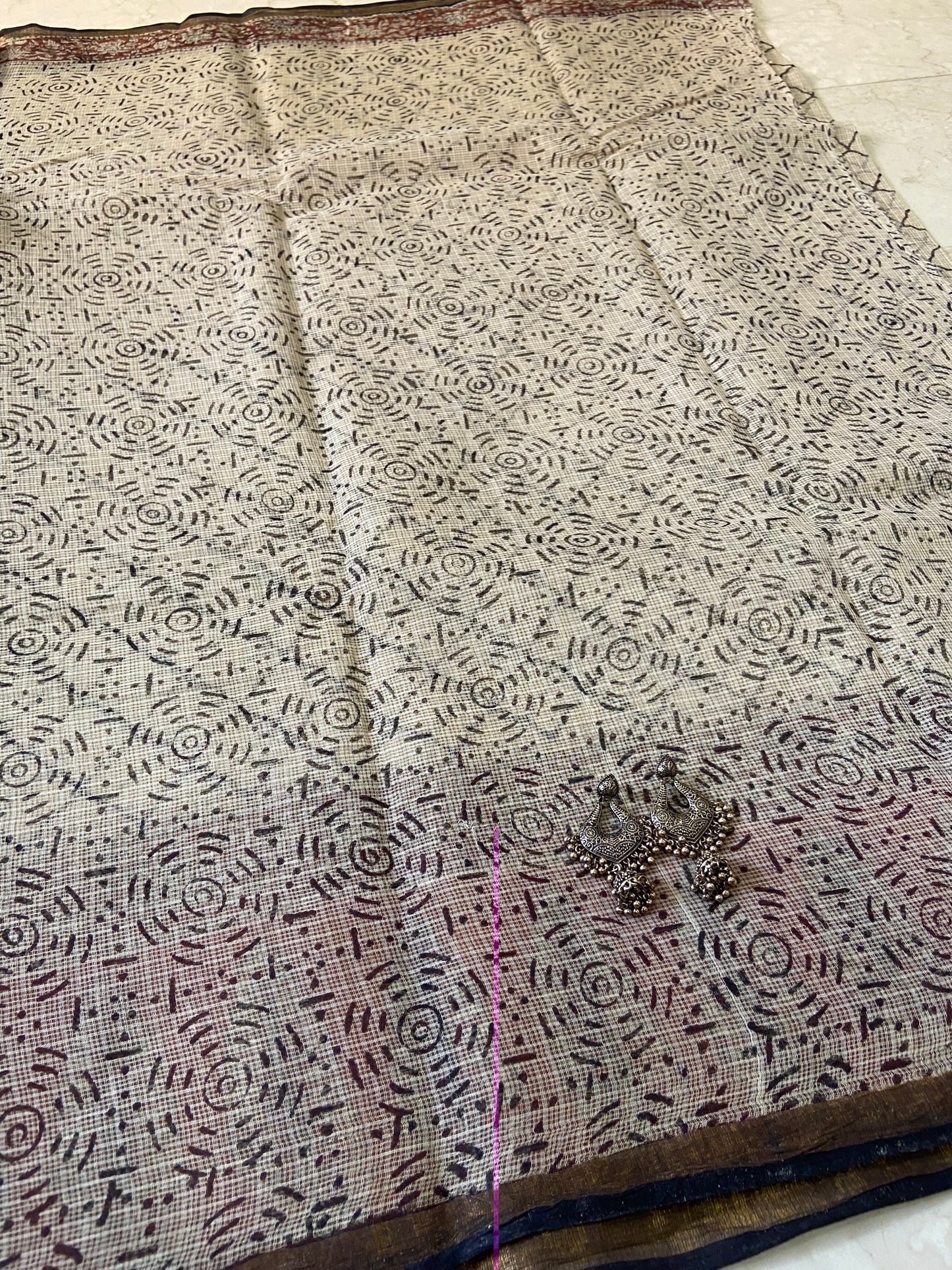 White and red leaf border cotton kota doria saree