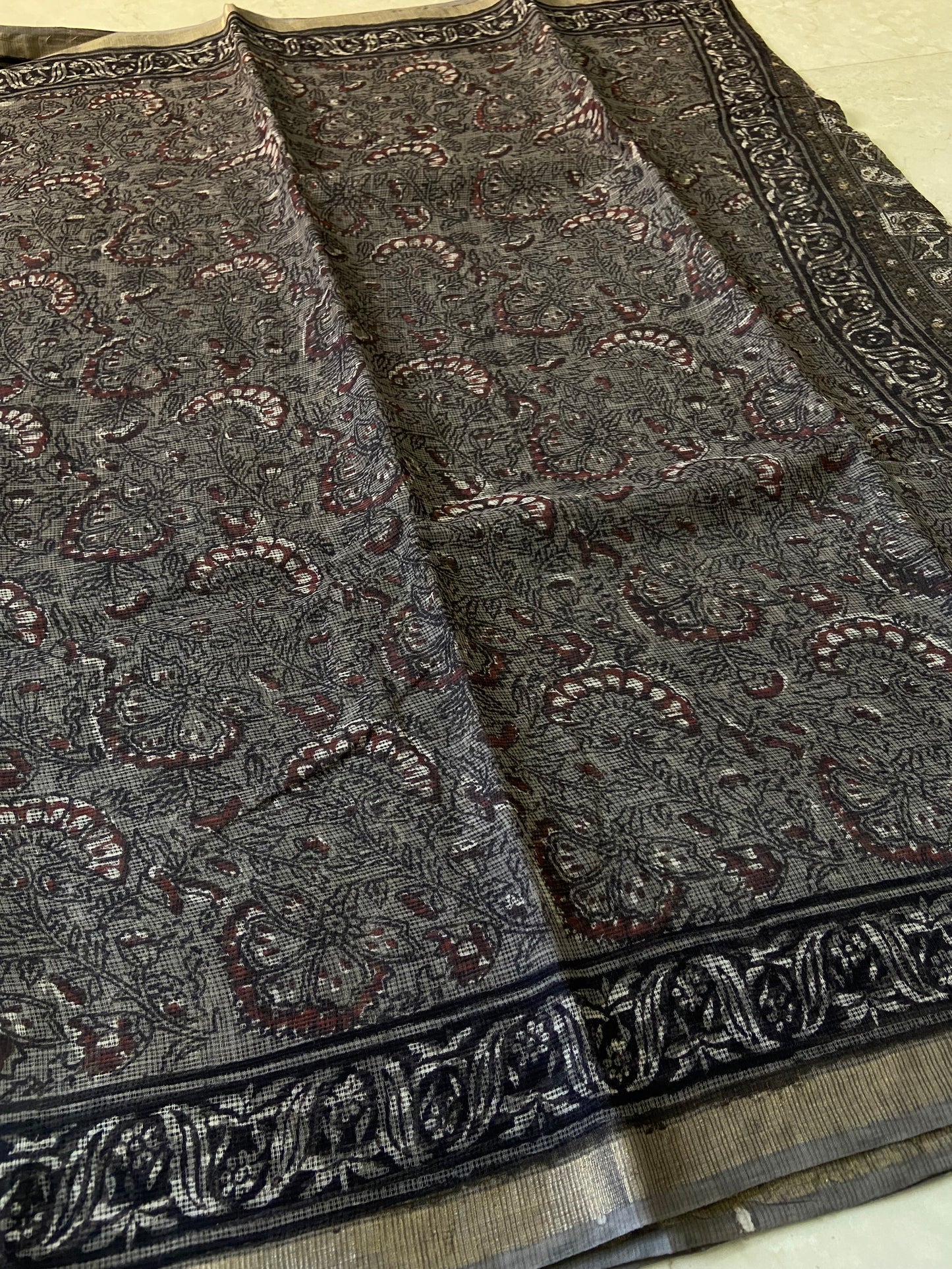 Grey cotton kota doria zari border saree