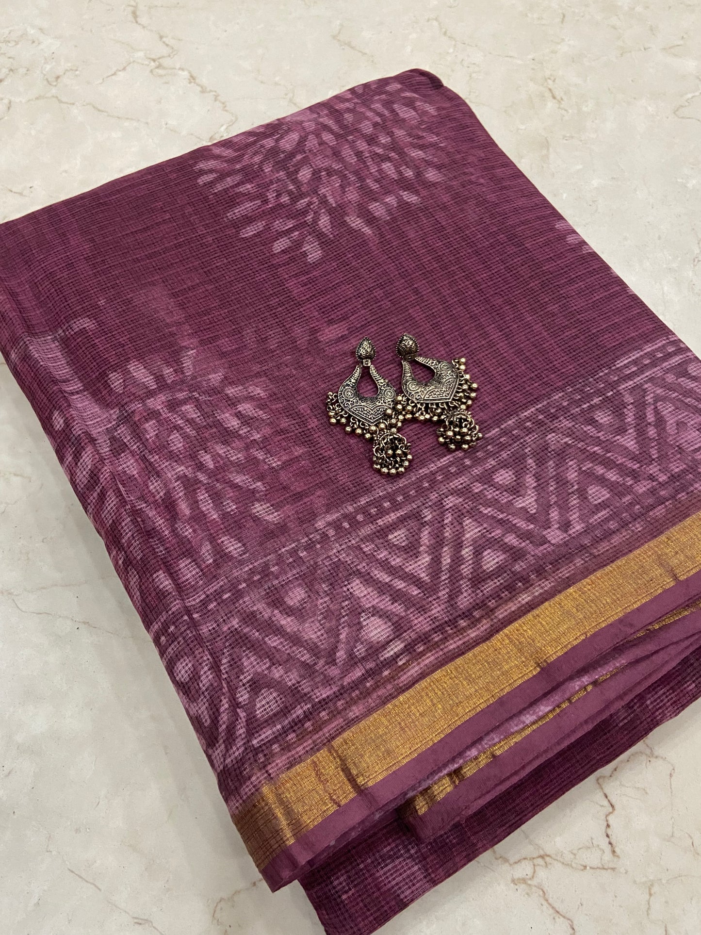 Mauve pink cotton kota doria zari border saree