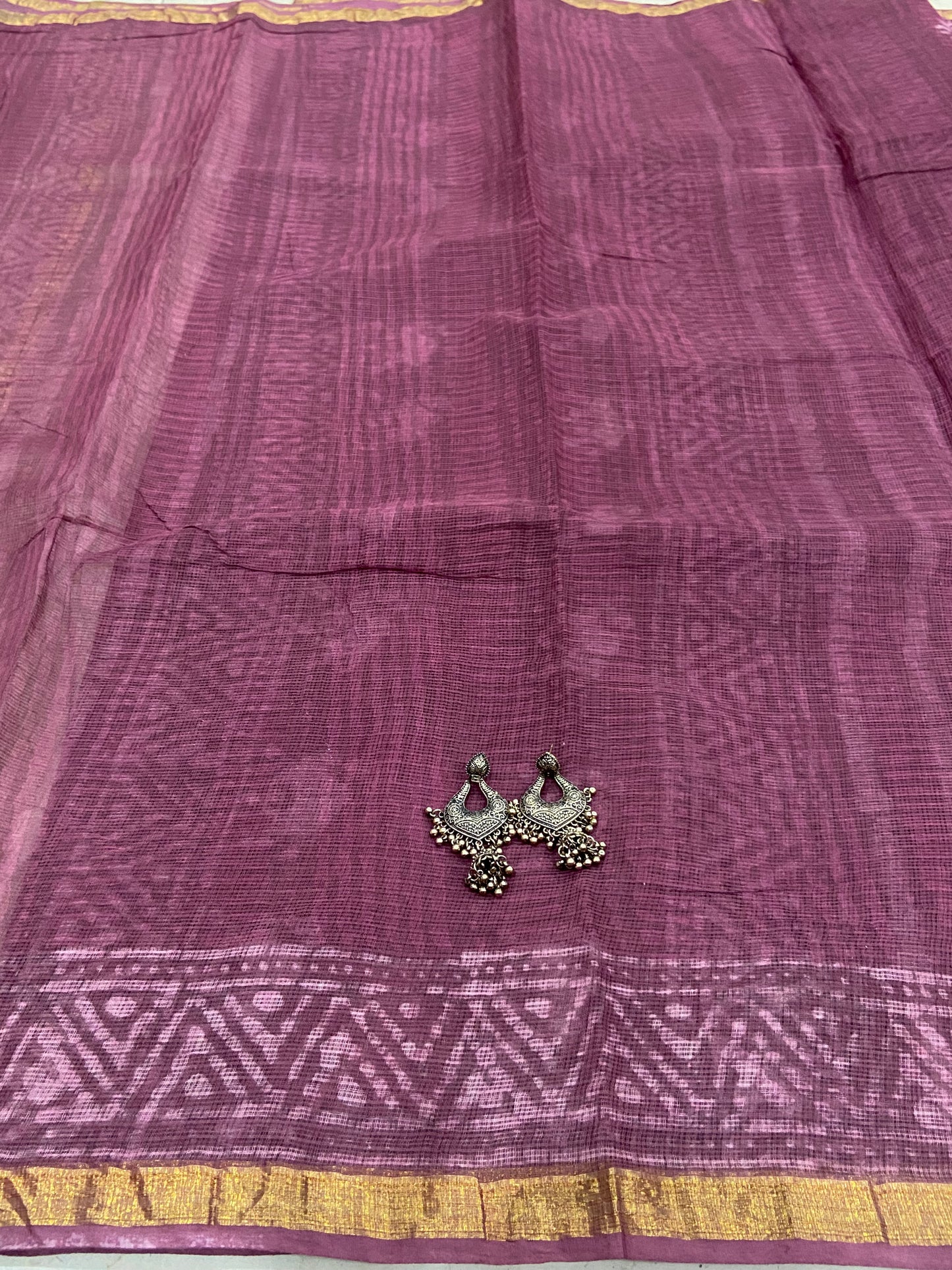 Mauve pink cotton kota doria zari border saree