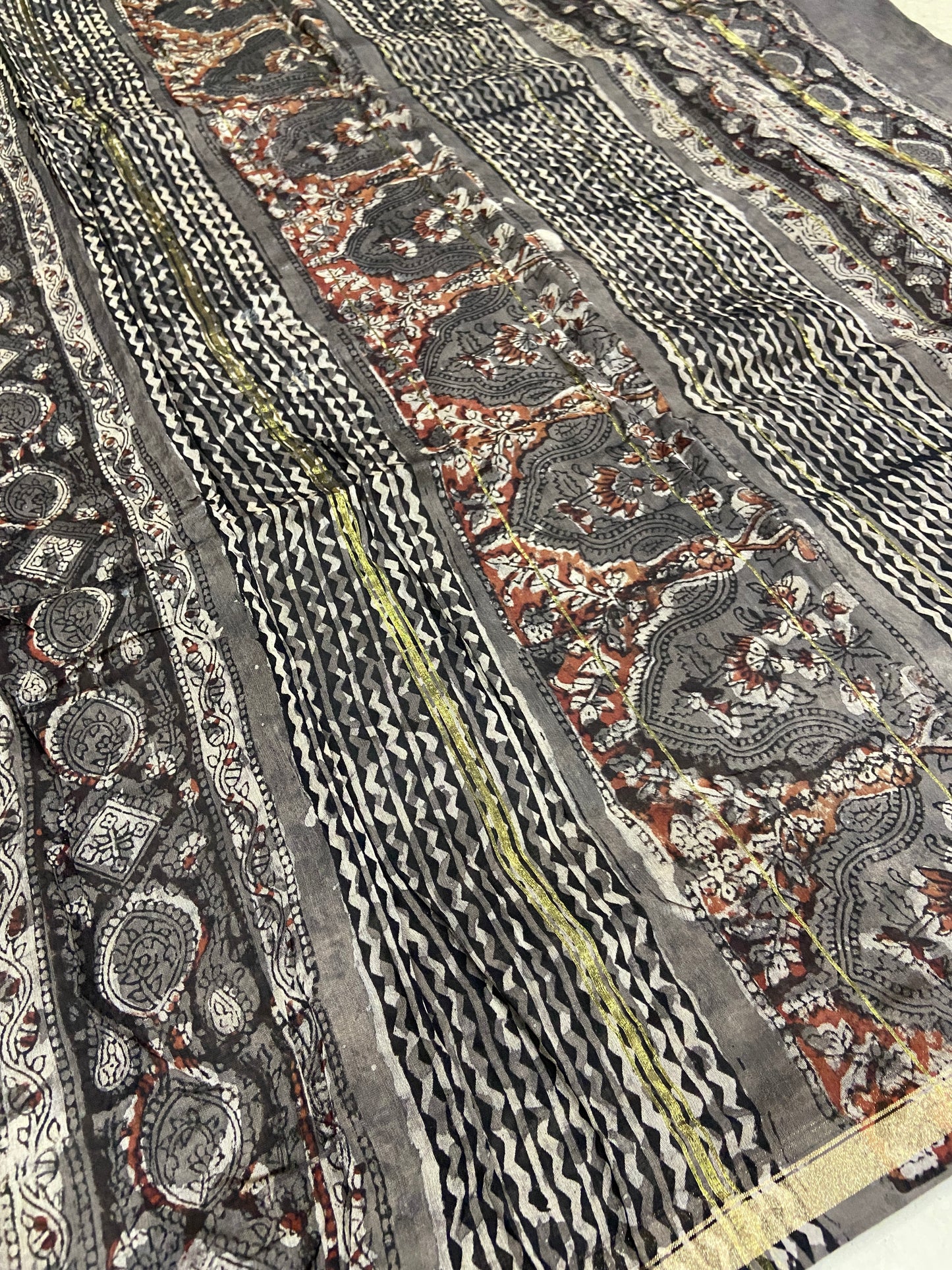 Grey chanderi cotton silk zari border saree