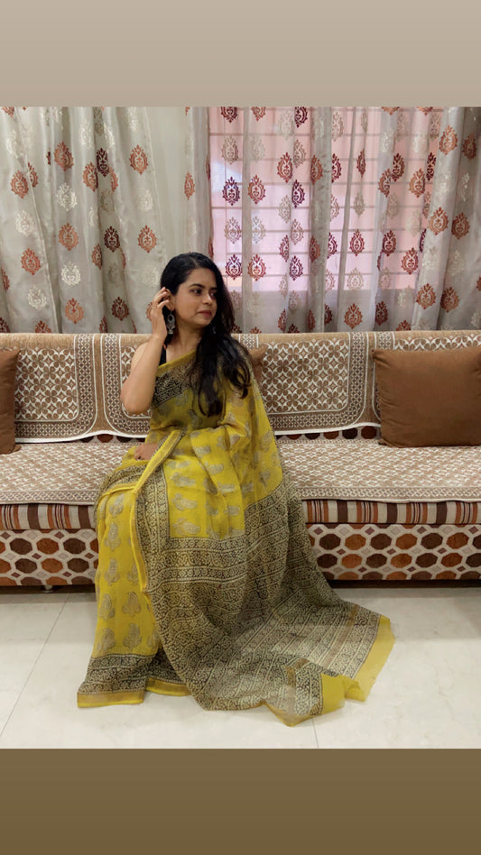 Yellow mango buttis cotton kota doria saree