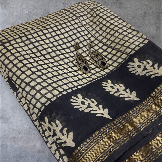 Black and white checkered maheshwari cotton silk zari border saree
