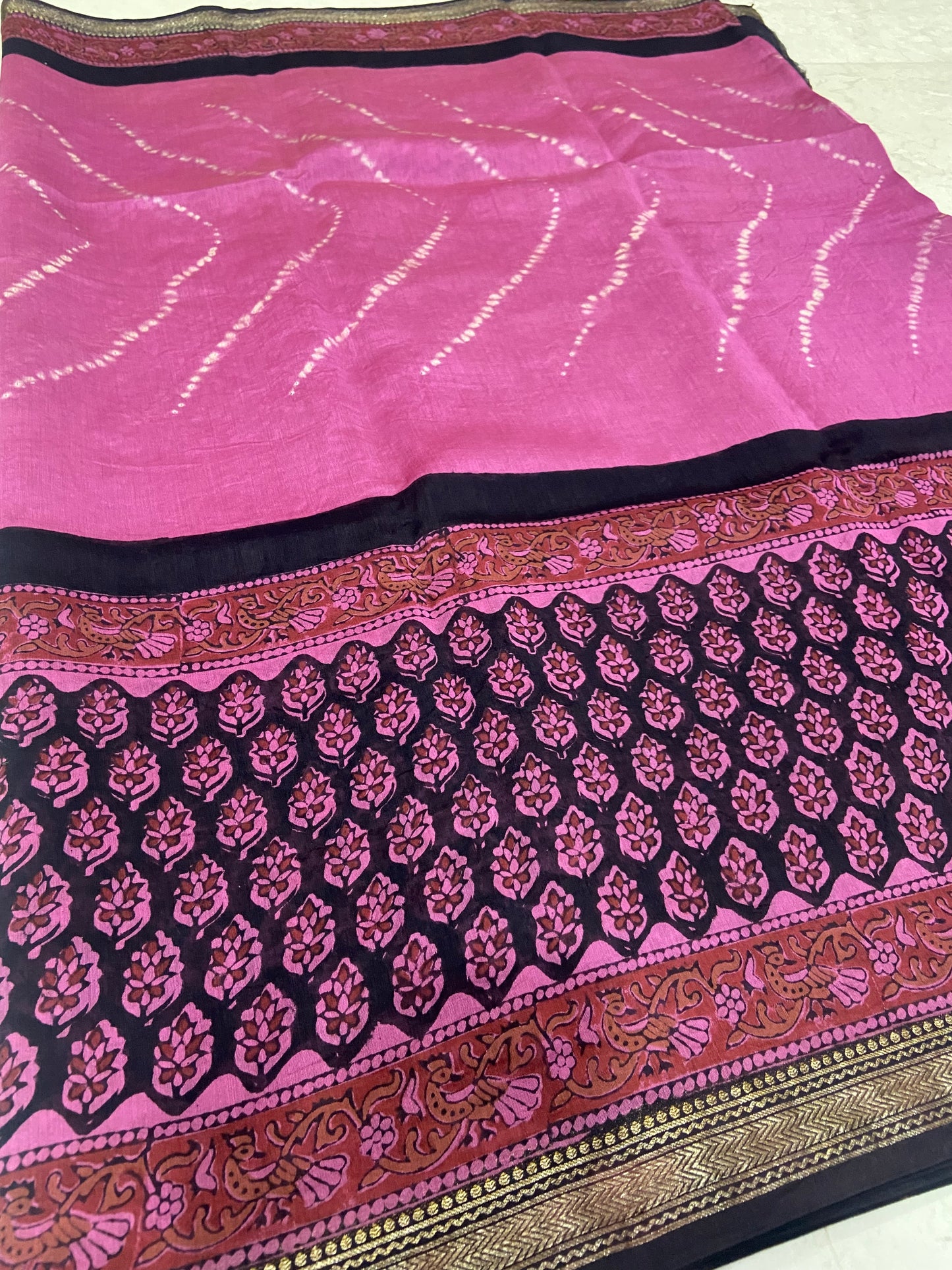 Pink maheshwari cotton silk zari border saree