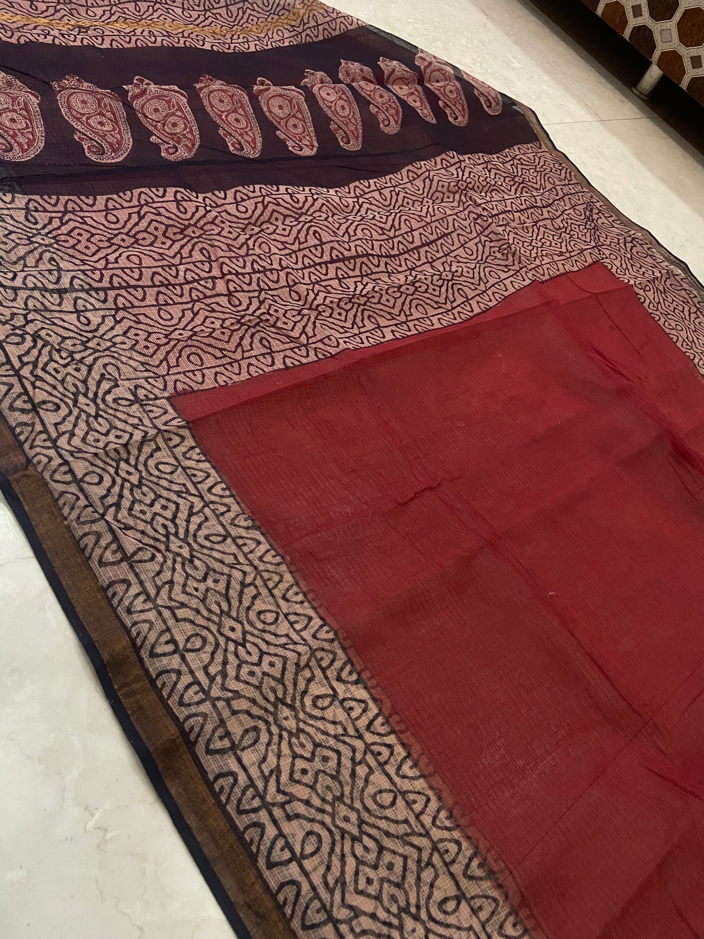 Maroon red cotton kota doria zari border saree