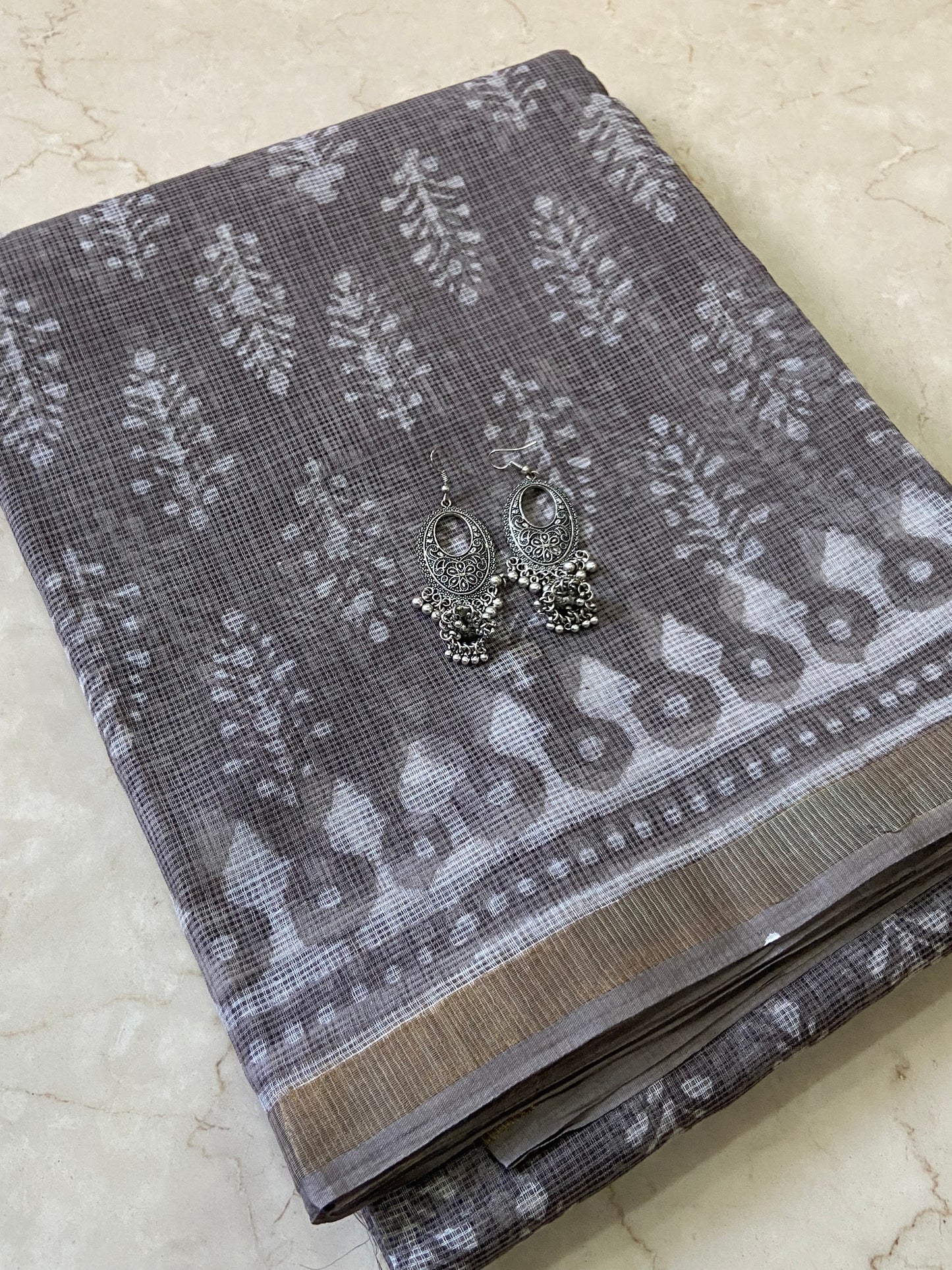 Light grey cotton kota doria saree