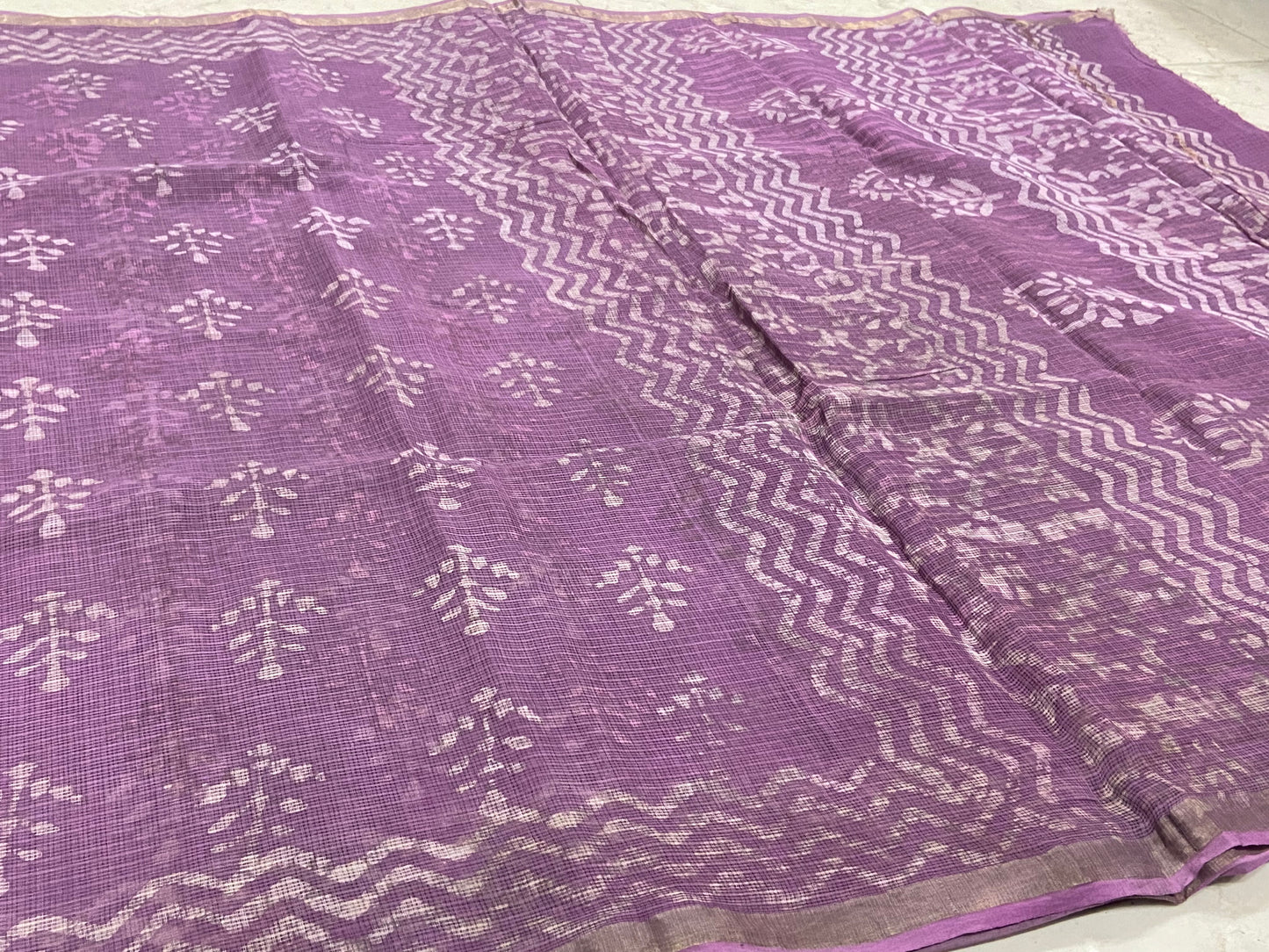 Lilac cotton kota doria zari border saree
