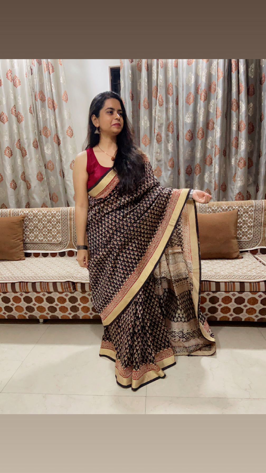 Charcoal black maheshwari cotton silk zari border saree