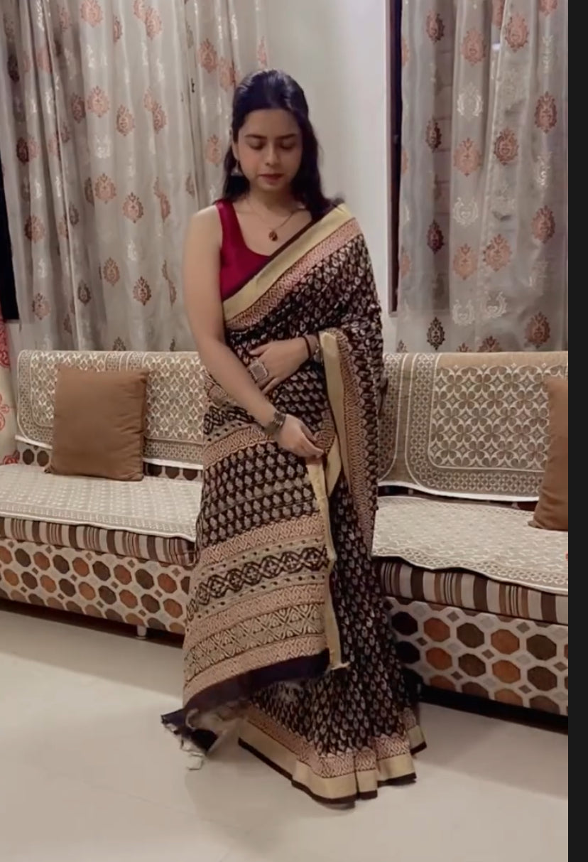Charcoal black maheshwari cotton silk zari border saree