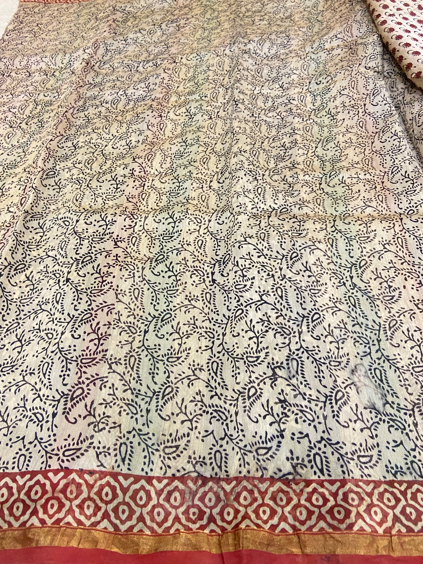 Cream white and red chanderi cotton silk saree