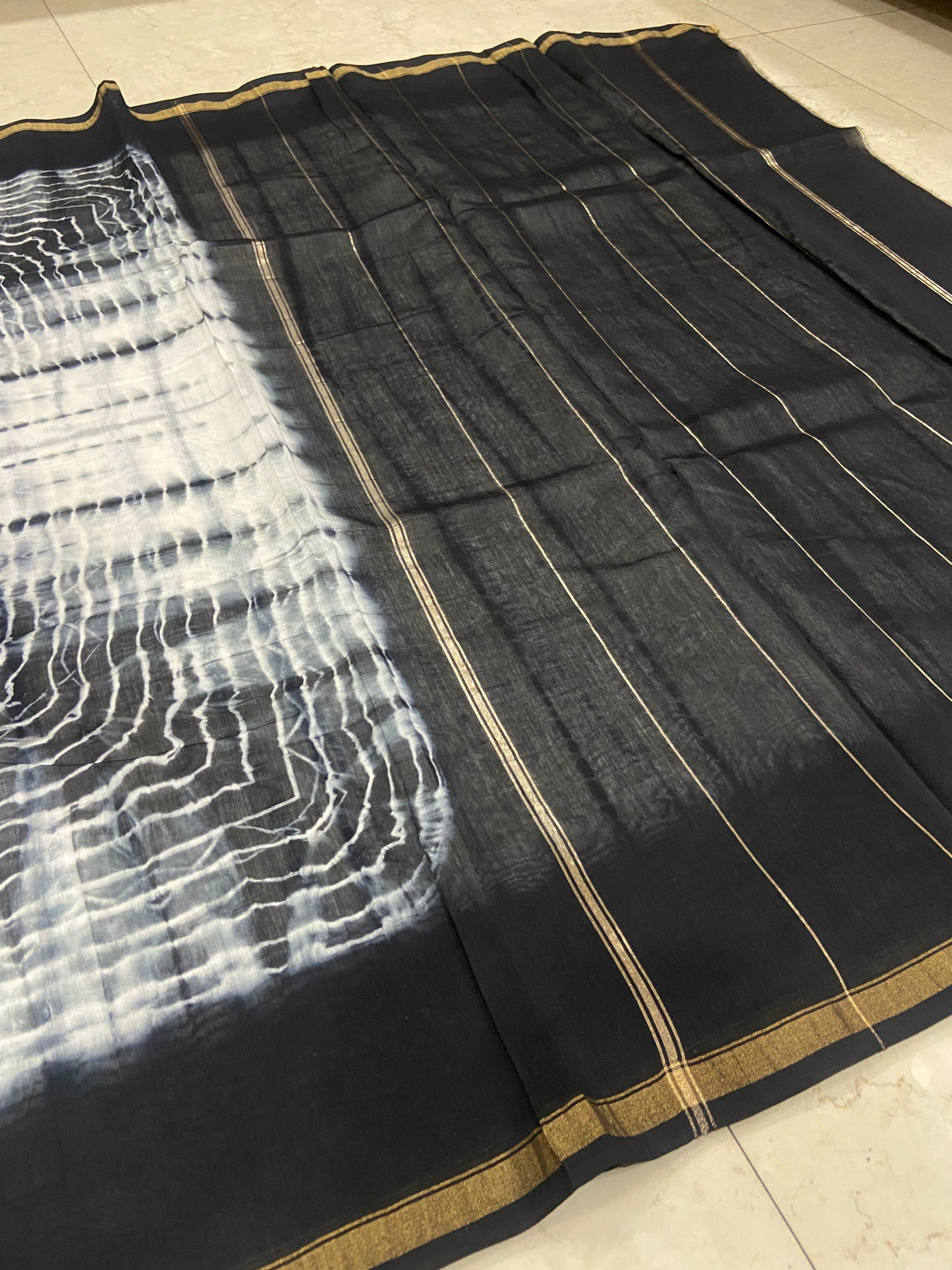 White chanderi cotton silk zari border saree