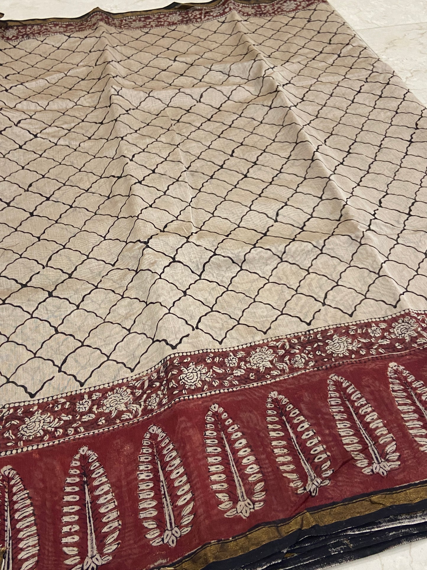 Cream white chanderi cotton silk saree