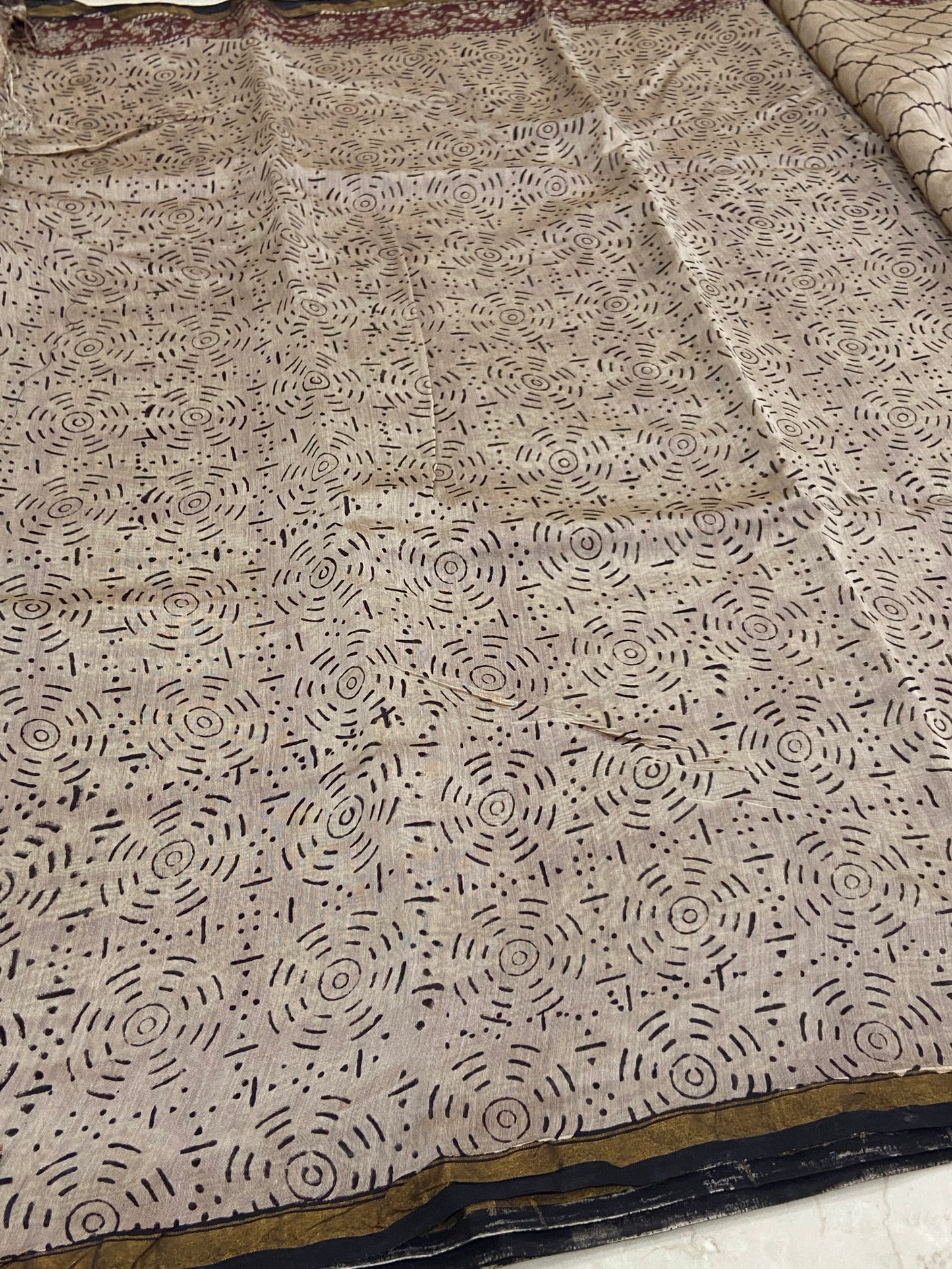 Cream white chanderi cotton silk saree